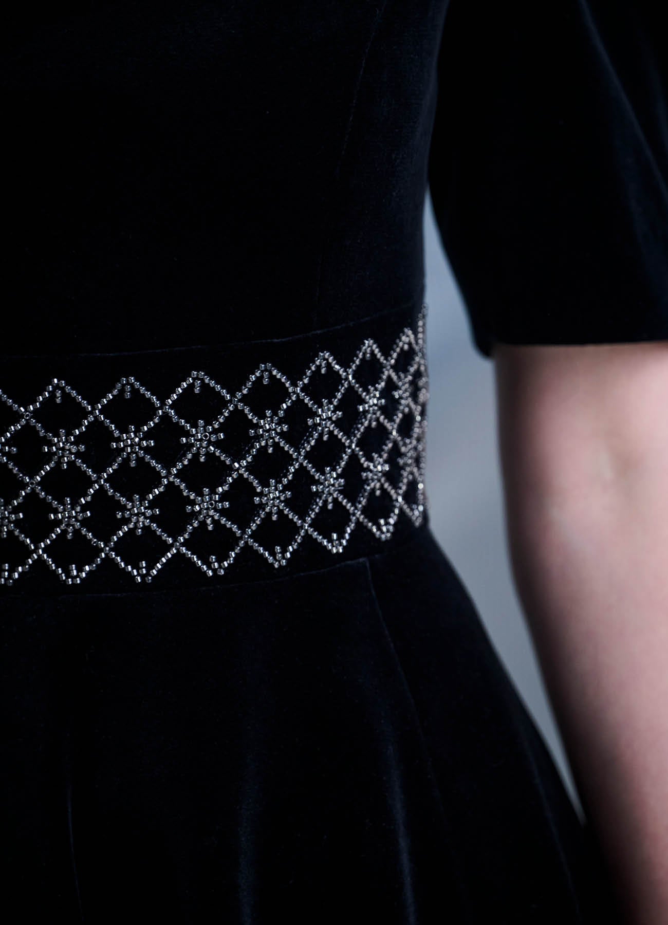 Платье со стеклярусом