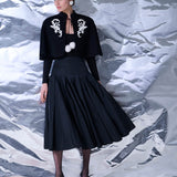 Кейп с вышивкой Забава