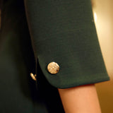 Платье-футляр