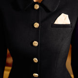 Платье-футляр